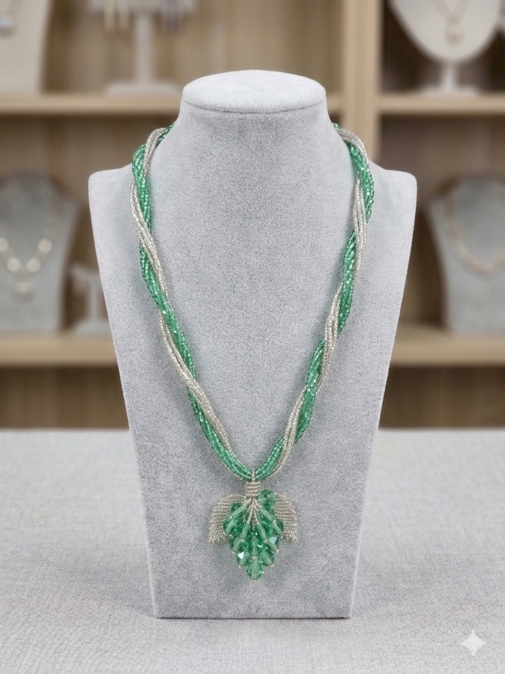 Vintage 1940s-1950s Art Deco Beaded Necklace w/ Grape Cluster Design